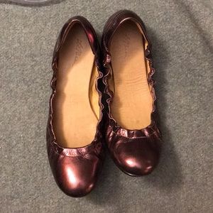 Shiny and fun purple ballet flats -size 7 1/2 M